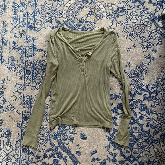 American Eagle Outfitters Tops - American Eagle soft&sexy rib long sleeve shirt